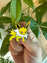 Load image into Gallery viewer, Jolteon Hard Enamel Pin