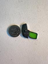 Load image into Gallery viewer, DBZ Scouter Hard Enamel Pin
