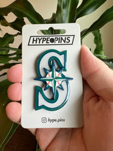 Load image into Gallery viewer, Seattle Mariners Spinning Hard Enamel Pin
