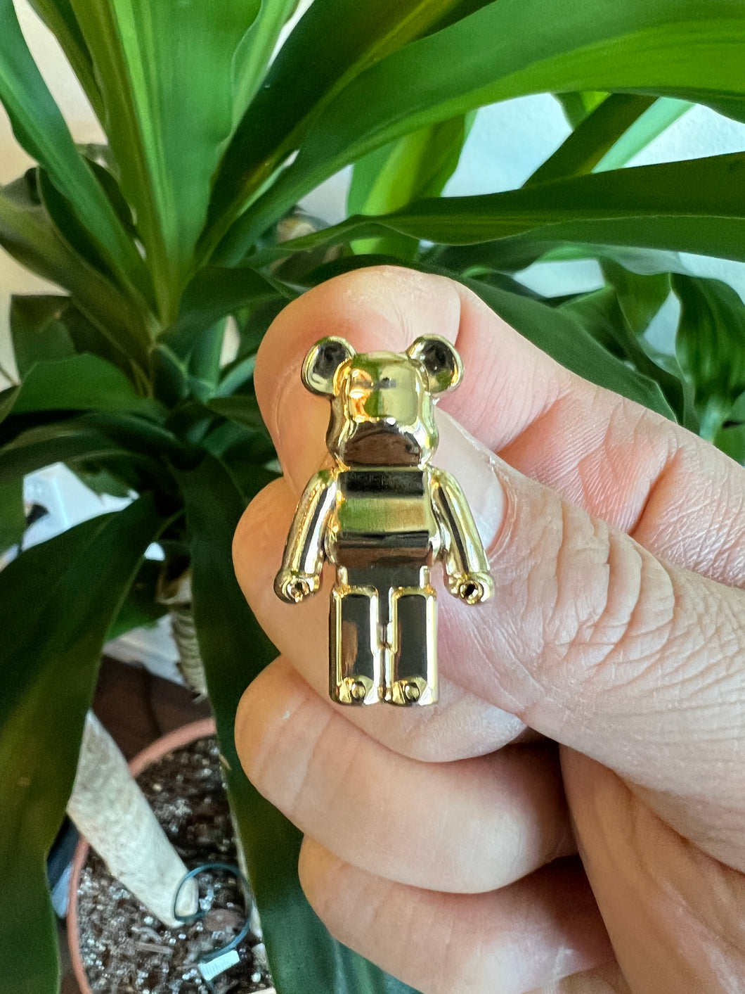 Bear Silhouette Gold 3D Pin