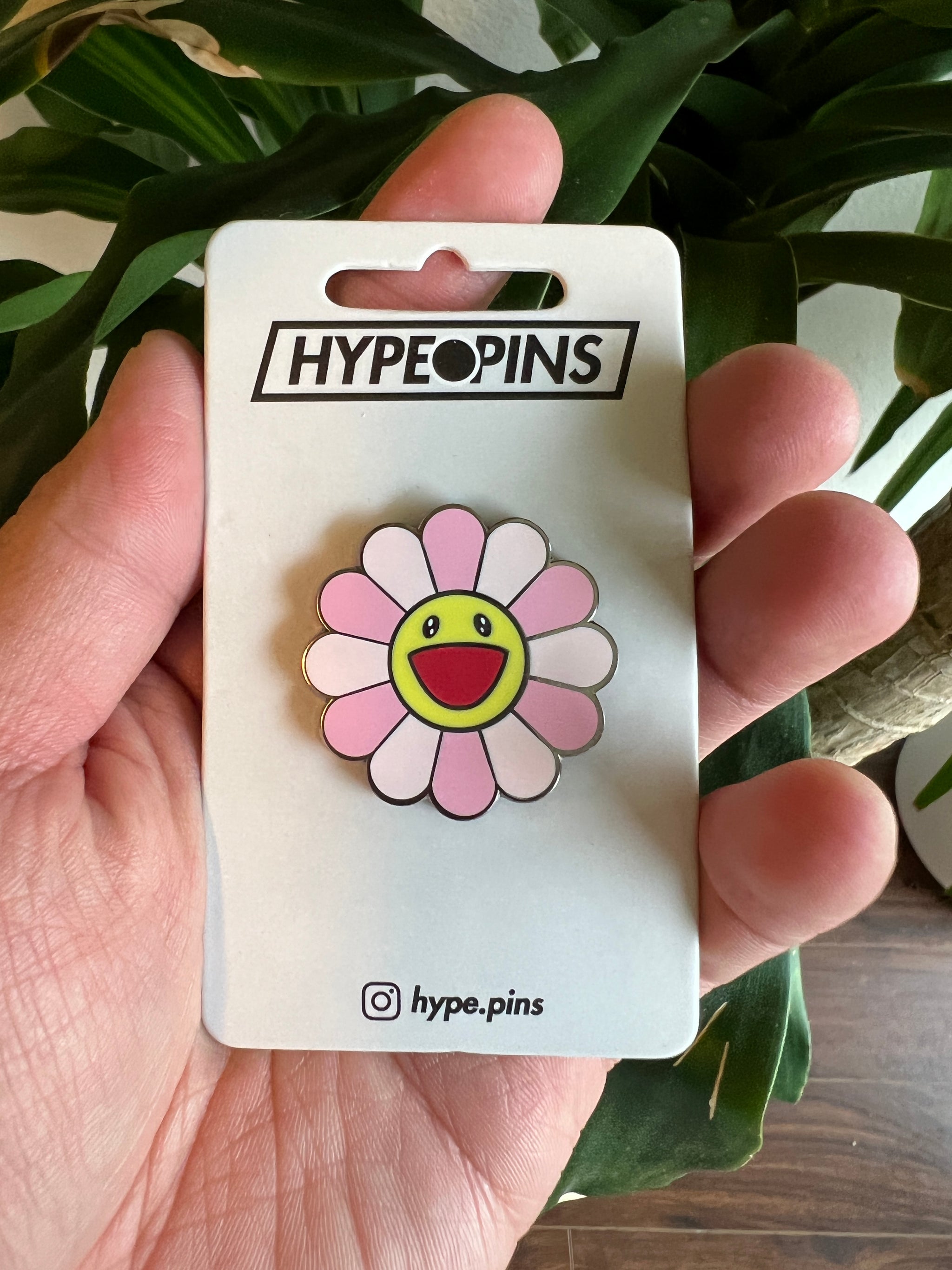Flower゜・*:.。❁ Happy Flower Pink Hard Enamel Pin – Hype Pins