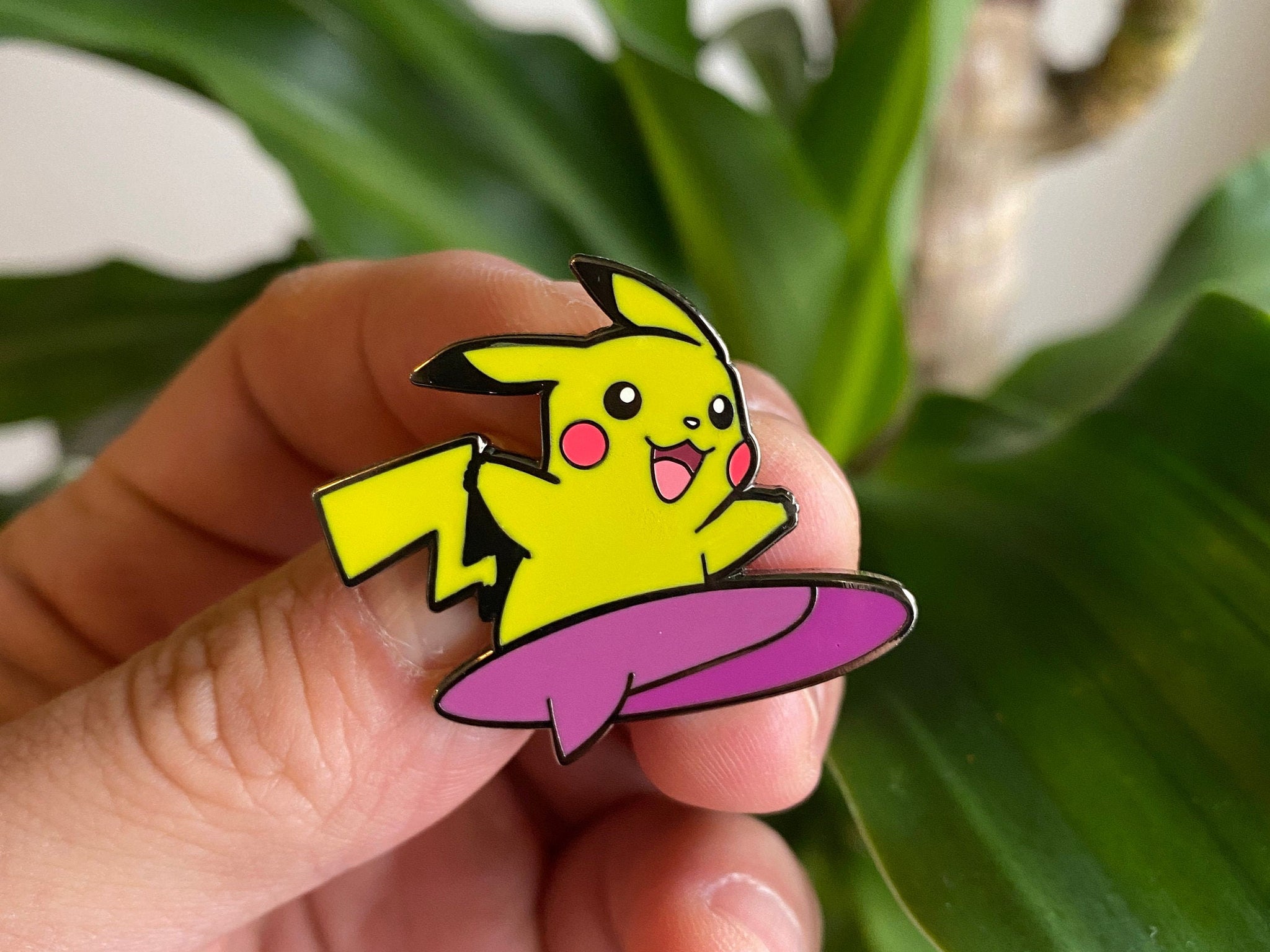 Surfing Pikachu Magnetic Ball Marker – Hype Pins