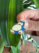 Load image into Gallery viewer, Snorlax Shiny Hard Enamel Pin
